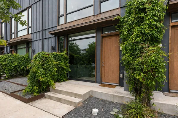 $900,000 | 4723 Vaughan Street, Austin, TX 78723