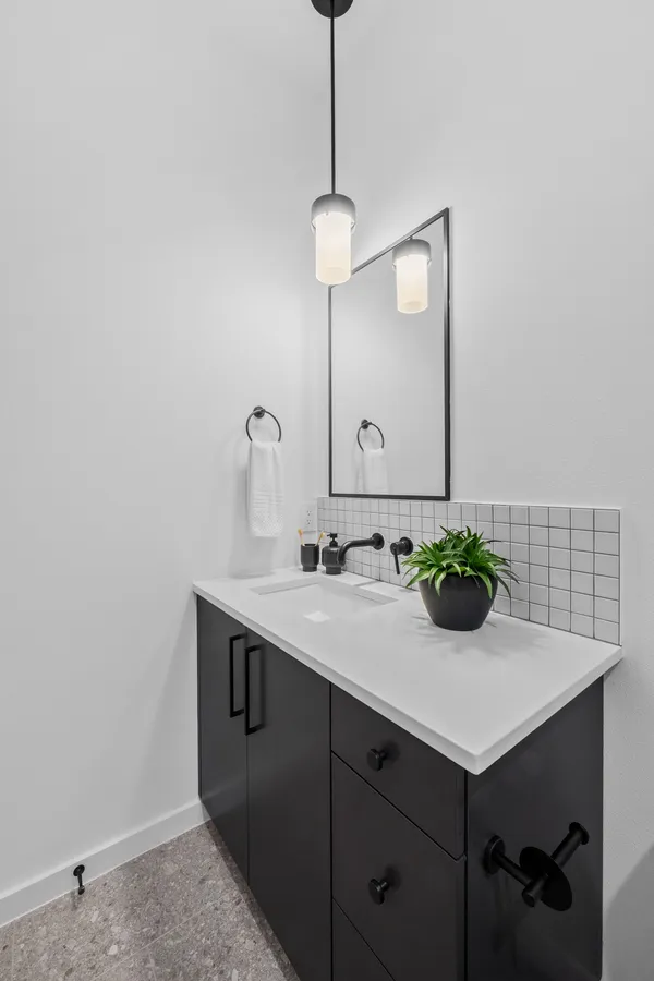 $579,000 | 219 Lessin Lane, Unit 10A, Austin, TX 78704