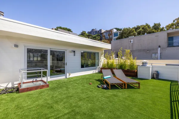 $15,000 | 685 Noe Street, San Francisco, CA 94114