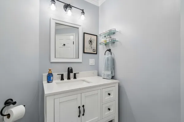 $769,000 | 1 Beekman Hill Road, Caldwell, NJ 07006