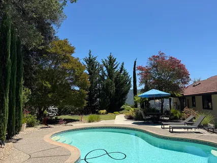 $1,250,000 | 275 Kerry Lane, Cloverdale, CA 95425