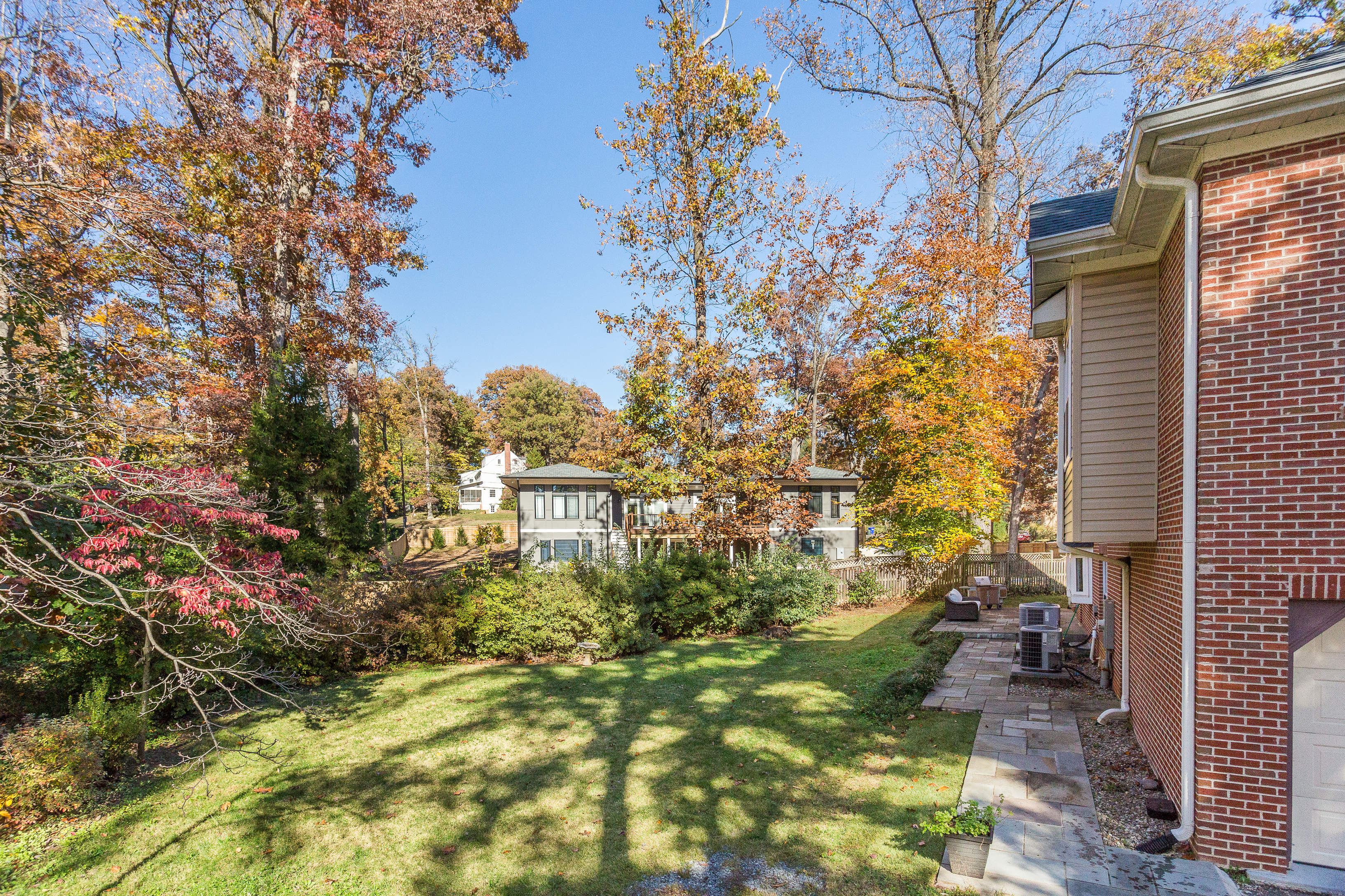 6515 Marywood Road Bethesda, MD 20817 - Photo 11 of 26