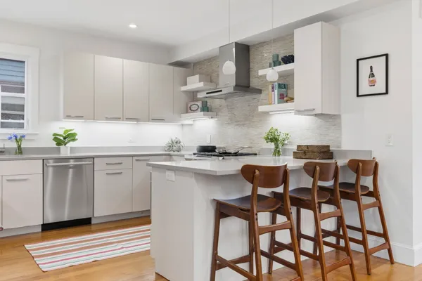 $1,525,000 | 49 Cedar Street, Unit 2, Somerville, MA 02143