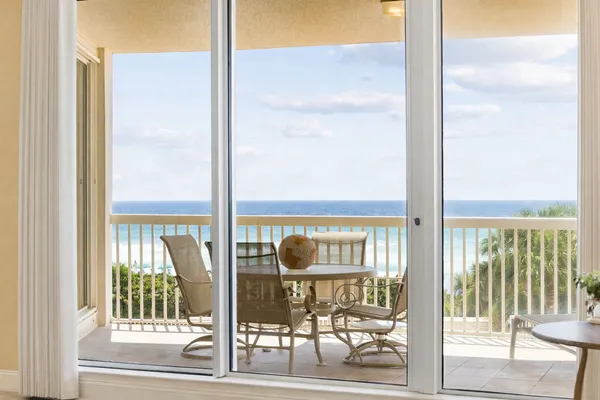 $1,600,000 | 15400 Emerald Coast Parkway, Unit 304, Destin, FL 32541