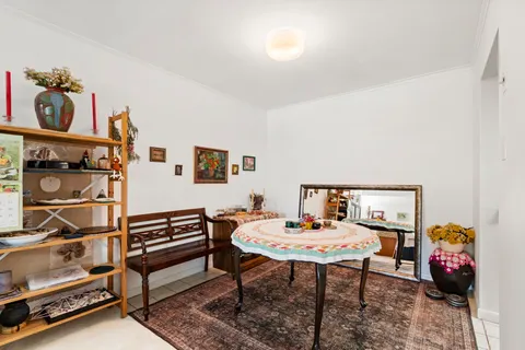 $275,000 | 355 Drummers Lane, Wayne, PA 19087