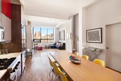 $1,800,000 | 310 East 23rd Street, Unit 11FG | Gramercy