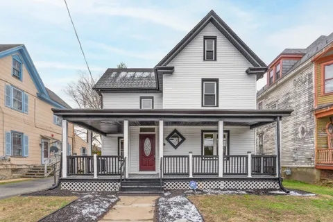 $419,999 | 36 West Center Street, Clayton, NJ 08312