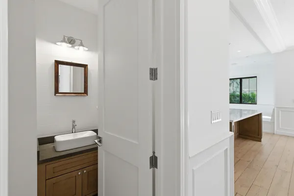 $17,000 | 1405 Oak Avenue, Manhattan Beach, CA 90266