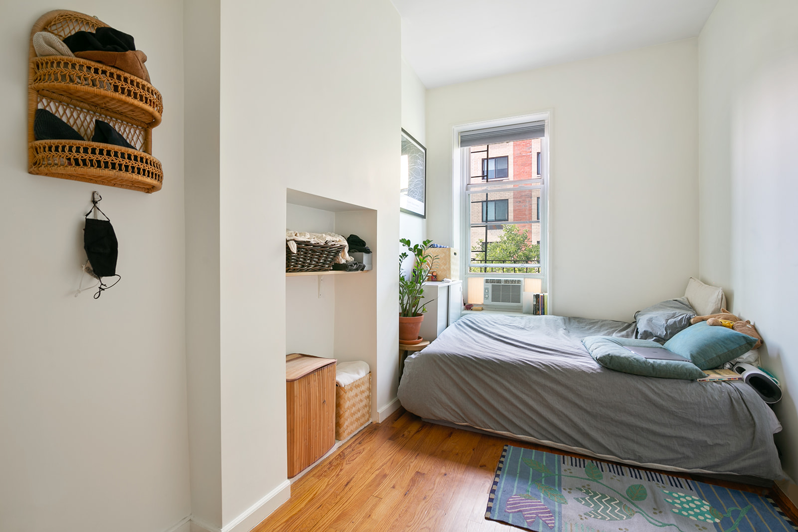 351 Vernon Avenue, Unit 4 Brooklyn, NY 11206 - Photo 5 of 8