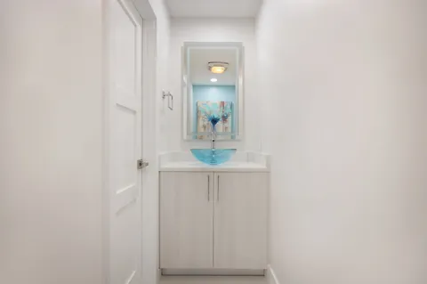 $1,295,000 | 424 Hendricks Isle, Fort Lauderdale, FL 33301