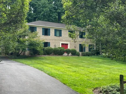 $1,650,000 | 11701 Beekman Place, Potomac, MD 20854