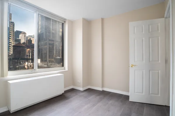 $4,950 | 145 East 48th Street, Unit 12B | Midtown East