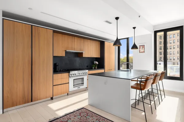 $2,495,000 | 856 Washington Avenue, Unit 9A | Prospect Heights