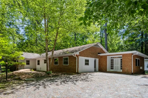 $699,000 | 904 Kings Mill Road, Chapel Hill, NC 27517
