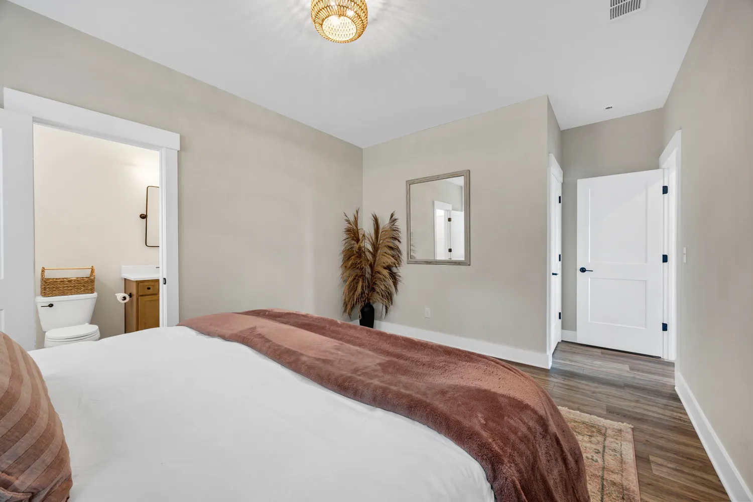 $685,000 | 576 Outer Banks Drive, Lexington, SC 29072