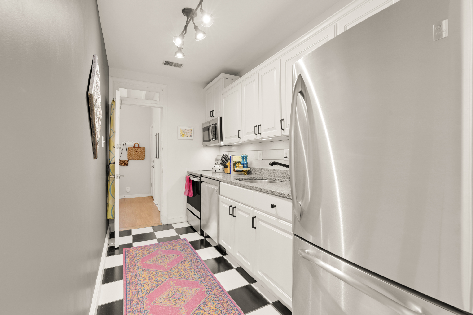 2650 39th Street Northwest, Unit 3 Washington, DC 20007 - Photo 16 of 30