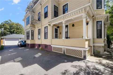 $1,299,900 | 44 Sycamore Street, Providence, RI 02909