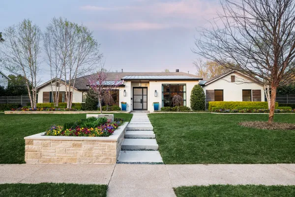 $1,850,000 | 10652 Les Jardins Drive, Dallas, TX 75229
