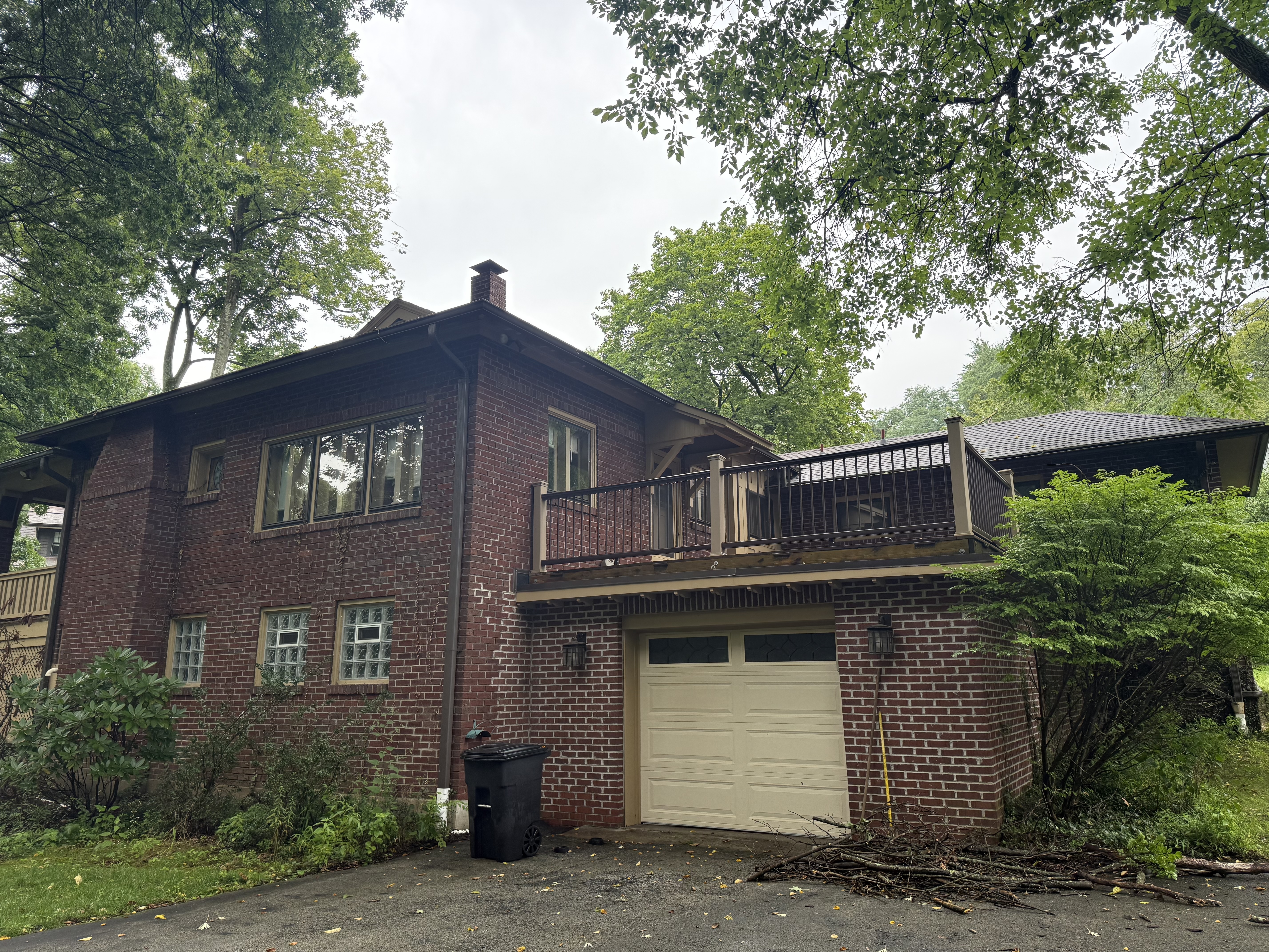 206 Woodside Road Pittsburgh, PA 15221 - Photo 2 of 8 Gallery Image 2