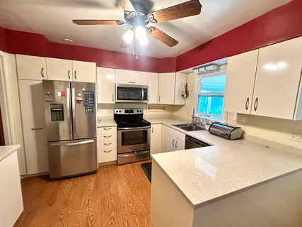 $800,000 | 6028 Telegraph Road, Alexandria, VA 22310