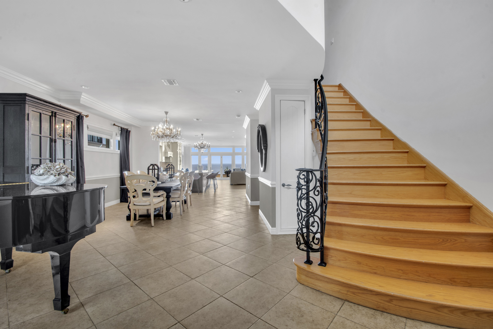 34 Zephyr Avenue Staten Island, NY 10312 - Photo 5 of 42