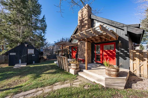 $3,900,000 | 667 East Kelly Avenue, Jackson, WY 83001
