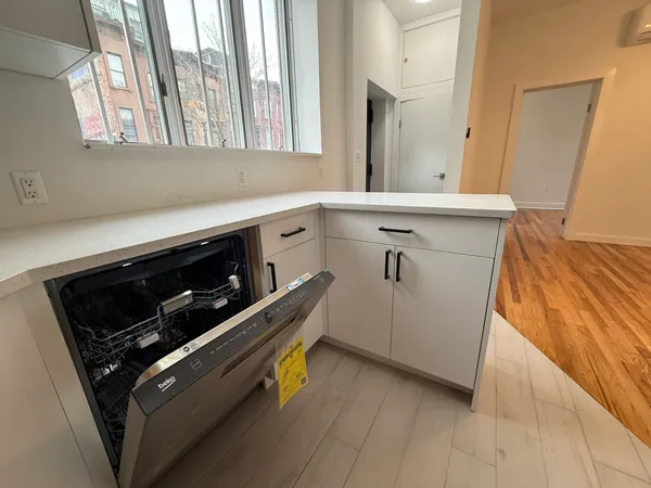 $3,600 | 660 Degraw Street | Park Slope
