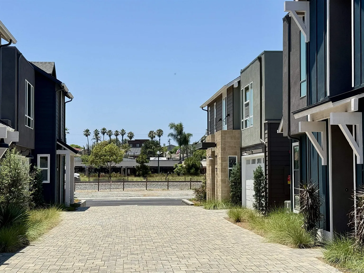 567 North Vulcan Avenue Encinitas, CA 92024 - Photo 38 of 49