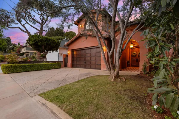 $4,600,000 | 2516 Walnut Avenue, Manhattan Beach, CA 90266