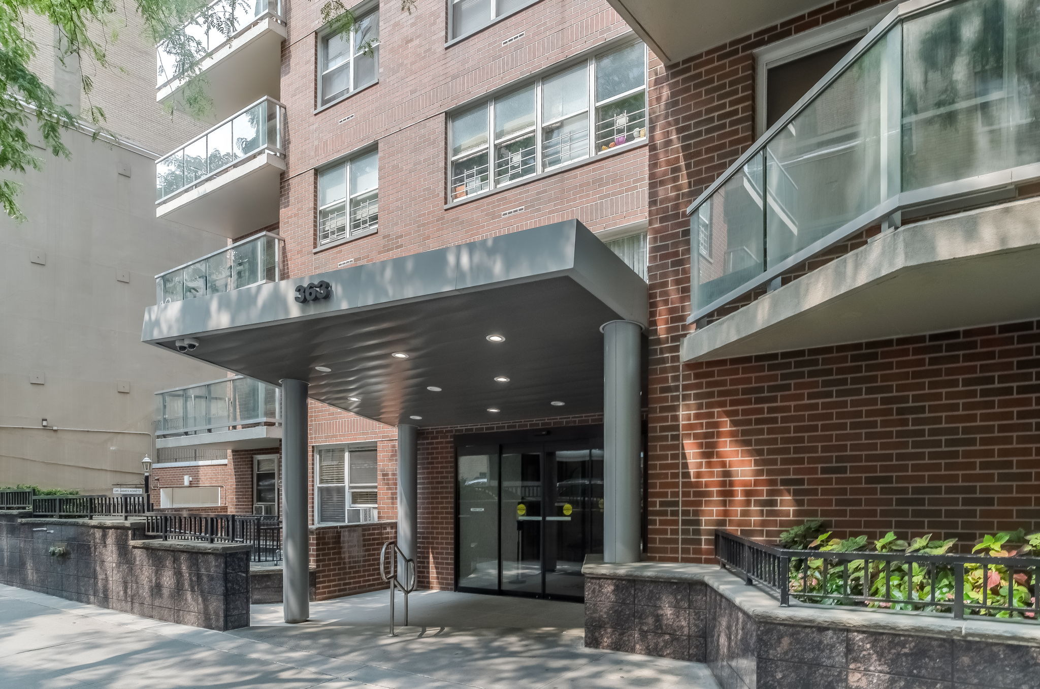 363 East 76th Street, Unit 2G Manhattan, NY 10021 - Photo 13 of 15