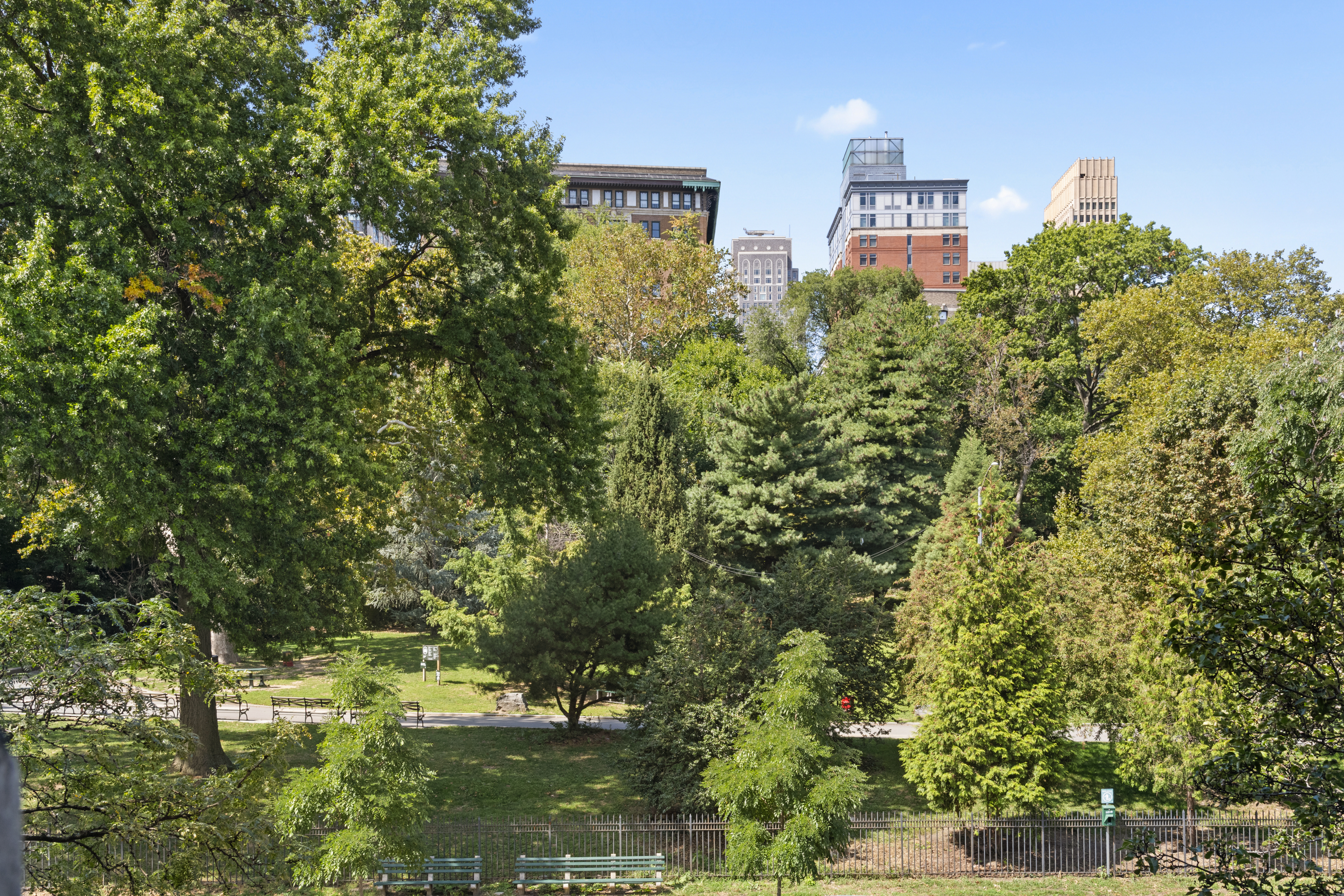 364 West 121st Street, Unit 2A Manhattan, NY 10027 - Photo 12 of 13 a view of a yard in front of house