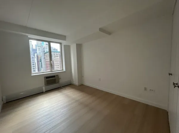 $9,850 | 95 Worth Street, Unit 1502 | TriBeCa