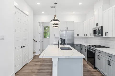 $375,000 | 1404 Mansfield Street, Houston, TX 77091