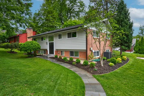 $1,565,000 | 6501 Bannockburn Drive, Bethesda, MD 20817