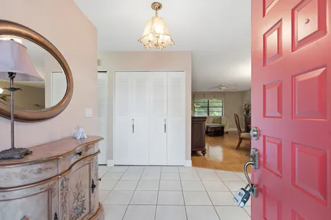 $240,000 | 2917 Fig Court, Unit 2, Palm Harbor, FL 34684