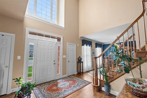 $1,199,000 | 5703 Barbmor Court, Alexandria, VA 22310