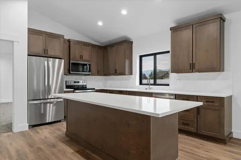 $1,095,000 | 8867 Avery Drive, Victor, ID 83455