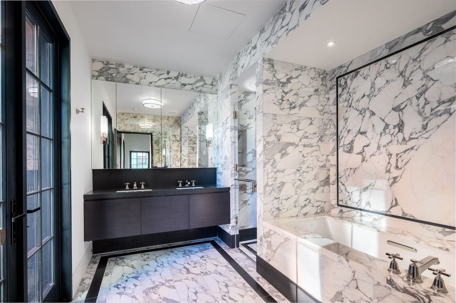 22 Thompson Street Manhattan, NY 10013 - Photo 9 of 17