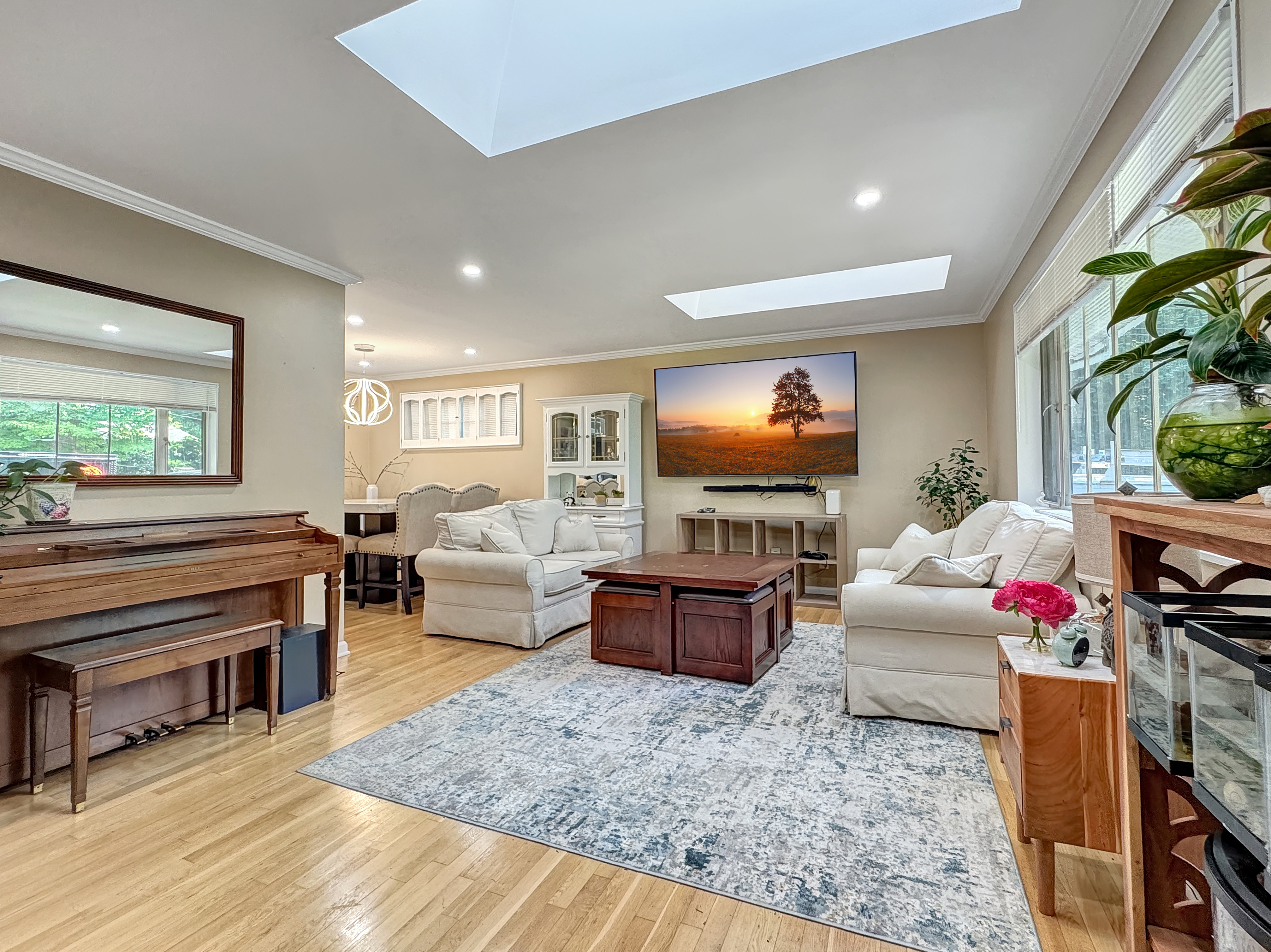 2408 Lillian Drive Silver Spring, MD 20902 - Photo 5 of 40 a living room with furniture and a flat screen tv