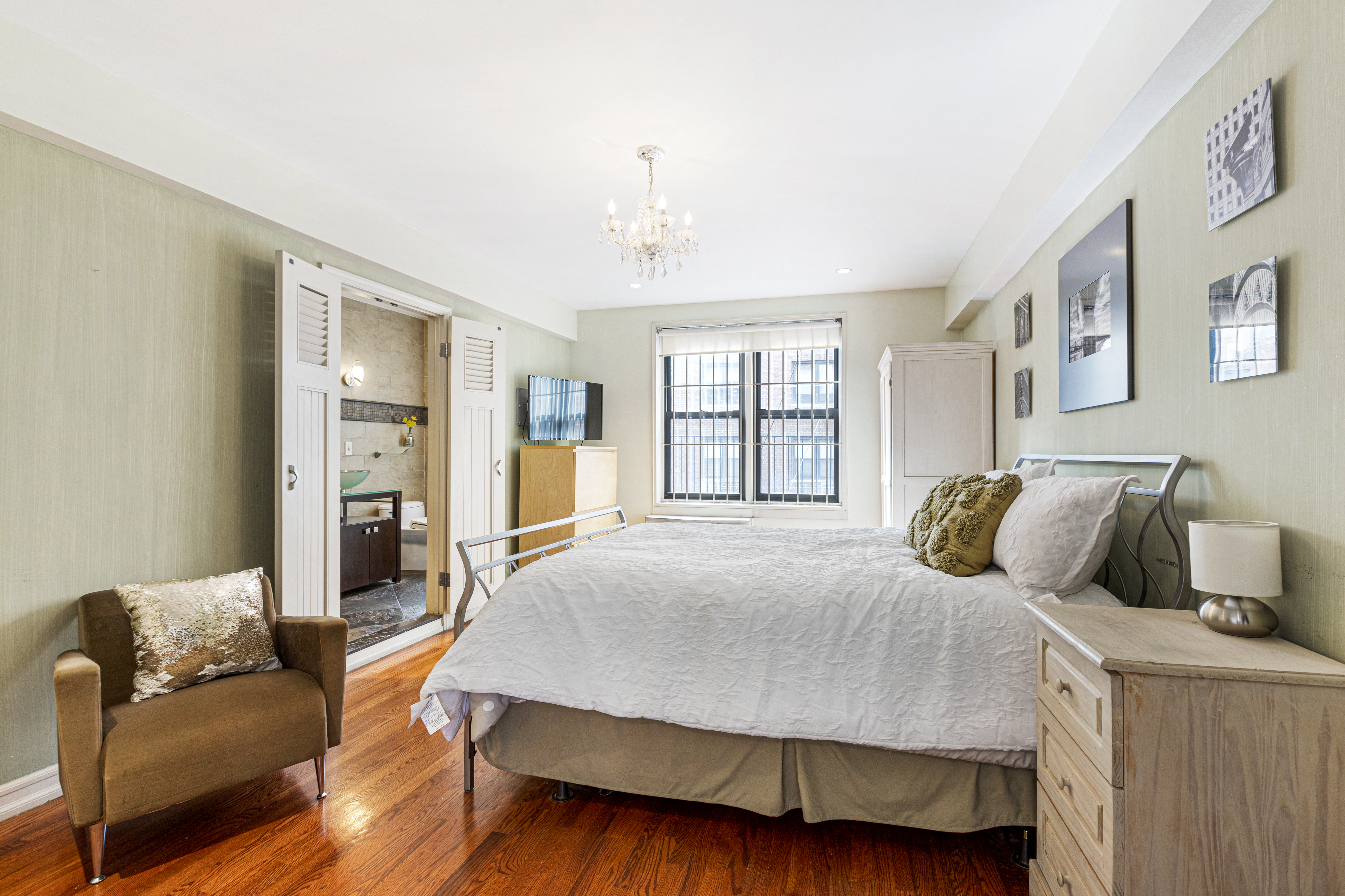 342 East 53rd Street, Unit 6AGH Manhattan, NY 10022 - Photo 11 of 18