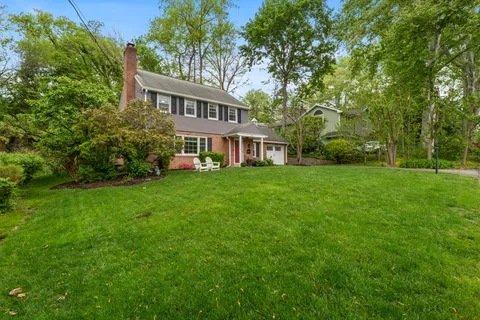 $1,050,000 | 161 Rolling Road, Bala Cynwyd, PA 19004