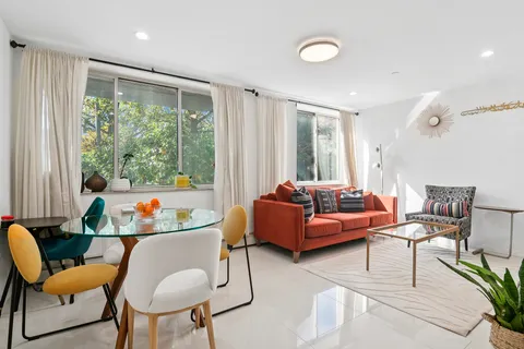 $560,000 | 145 Kenilworth Place, Unit 2A | Flatbush