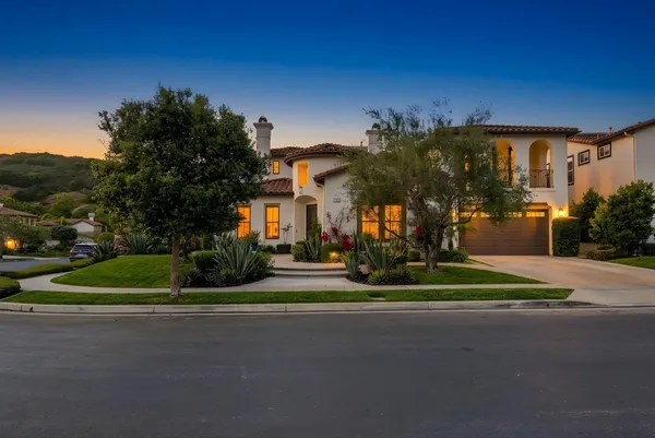 $3,750,000 | 8 Calle Angelitos, San Clemente, CA 92673