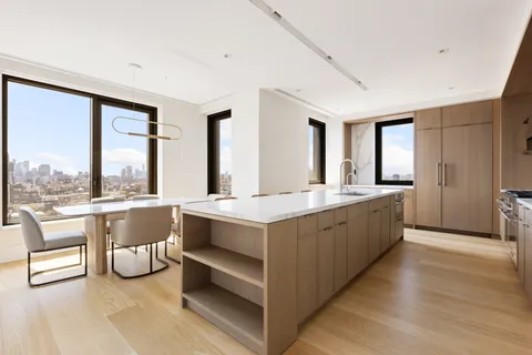$10,150,000 | 39 West 23rd Street, Unit 21A | Flatiron