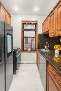 $750,000 | 527 West 143rd Street, Unit 31 | Hamilton Heights