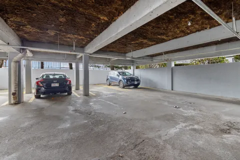 $399,000 | 10 Foster Street, Unit 306, Wakefield, MA 01880