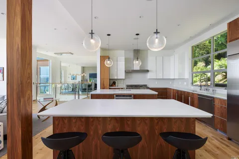 Contact Agent | 19 Toyon Lane, Sausalito, CA 94965