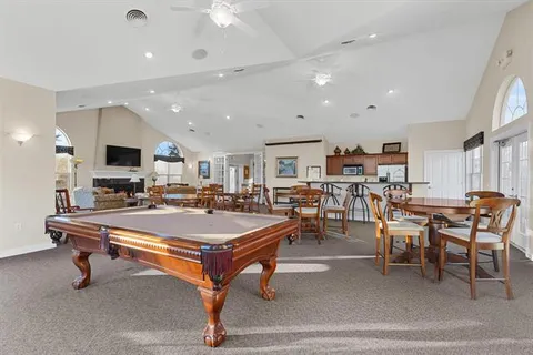 $525,000 | 10 Pond View Way, Fitchburg, WI 53711