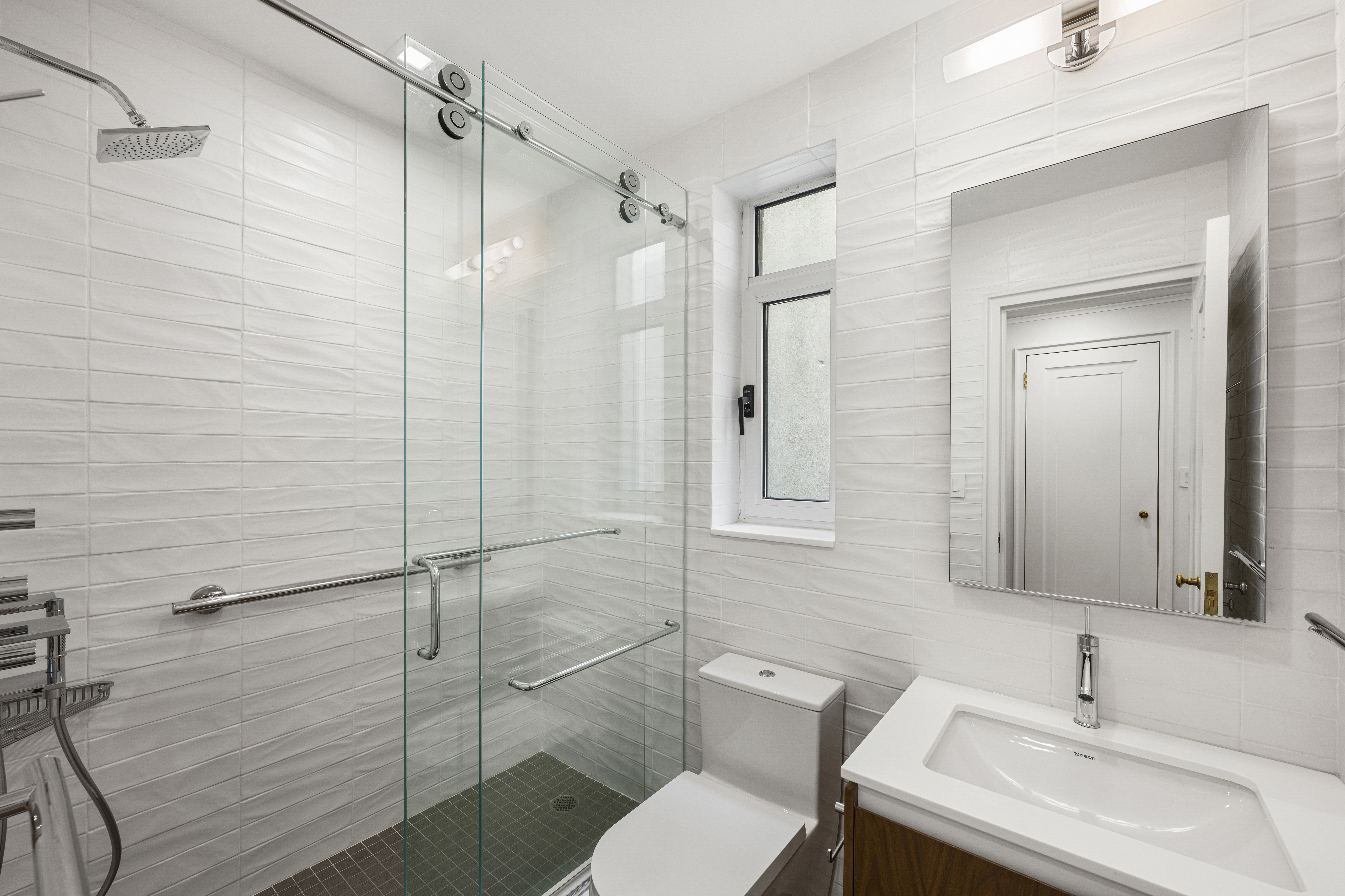 140 Riverside Drive, Unit 4N Manhattan, NY 10024 - Photo 9 of 15