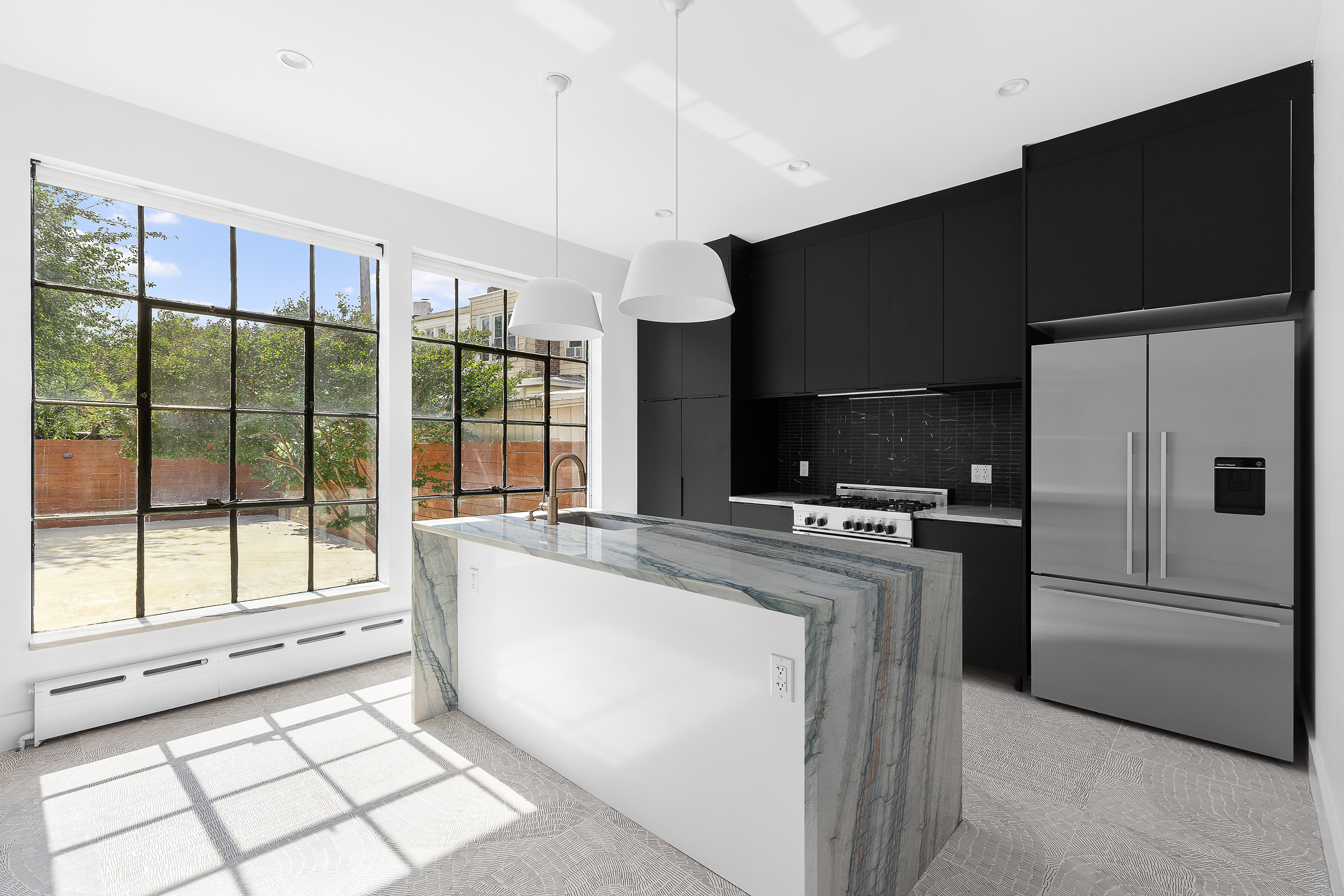 88 Chestnut Street Brooklyn, NY 11208 - Photo 2 of 20 Gallery Image 2